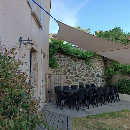 Gite 14 Personnes A Proximite Du Puy Du Fou "Bonheur A L' Aubepin" A 18 Minutes Du Celebre Parc Villa Pouzauges Luaran gambar